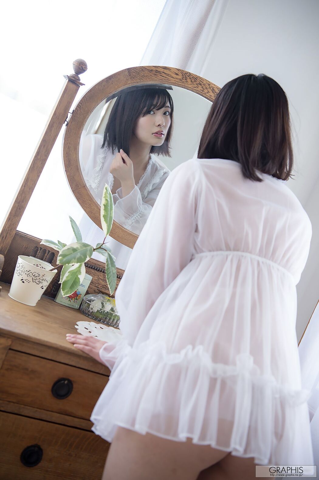 Hinata Koizumi Koizumi ひなた (Koizumi Hinata) [Graphis] First Gravure