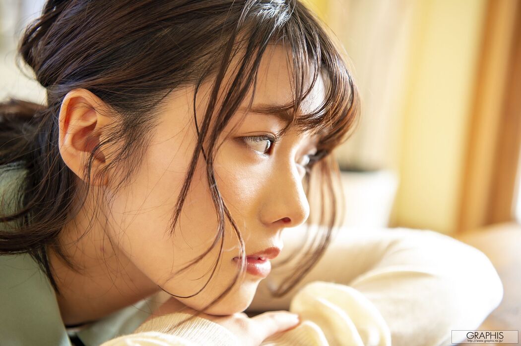 Hinata Koizumi Koizumi ひなた (Koizumi Hinata) [Graphis] First Gravure