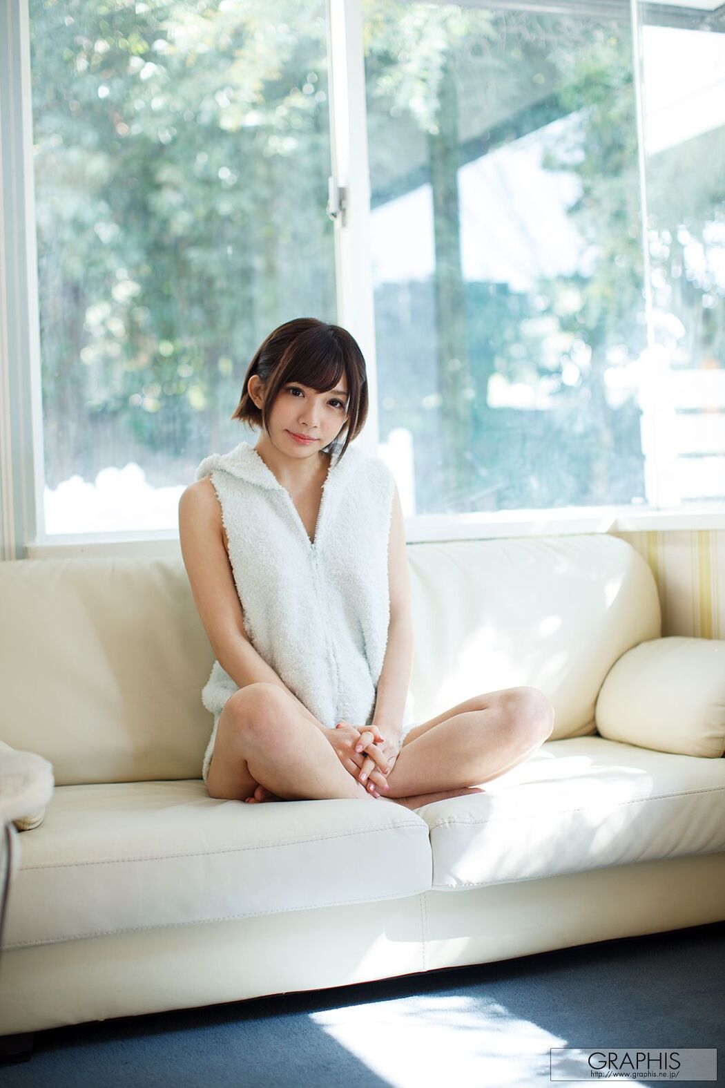 成海うるみ/成海丽(広瀬りりあ) [Graphis] First Gravure 初脱ぎ娘