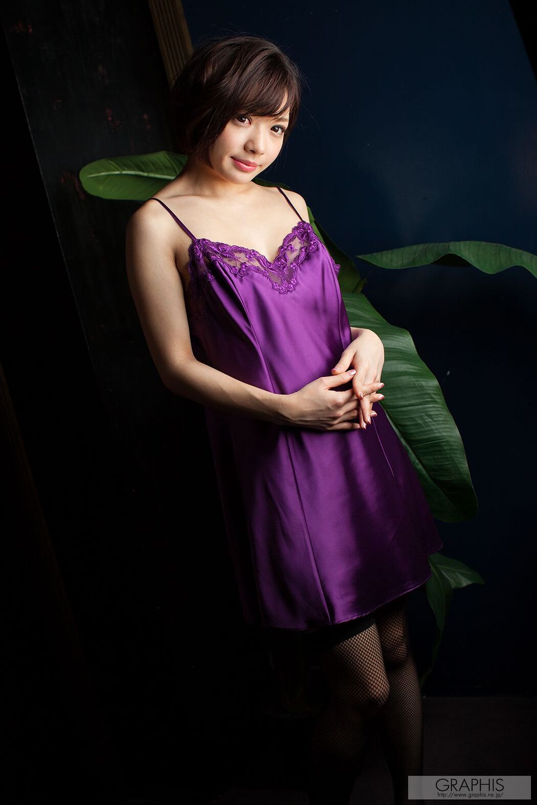 成海うるみ/成海丽(広瀬りりあ) [Graphis] First Gravure 初脱ぎ娘