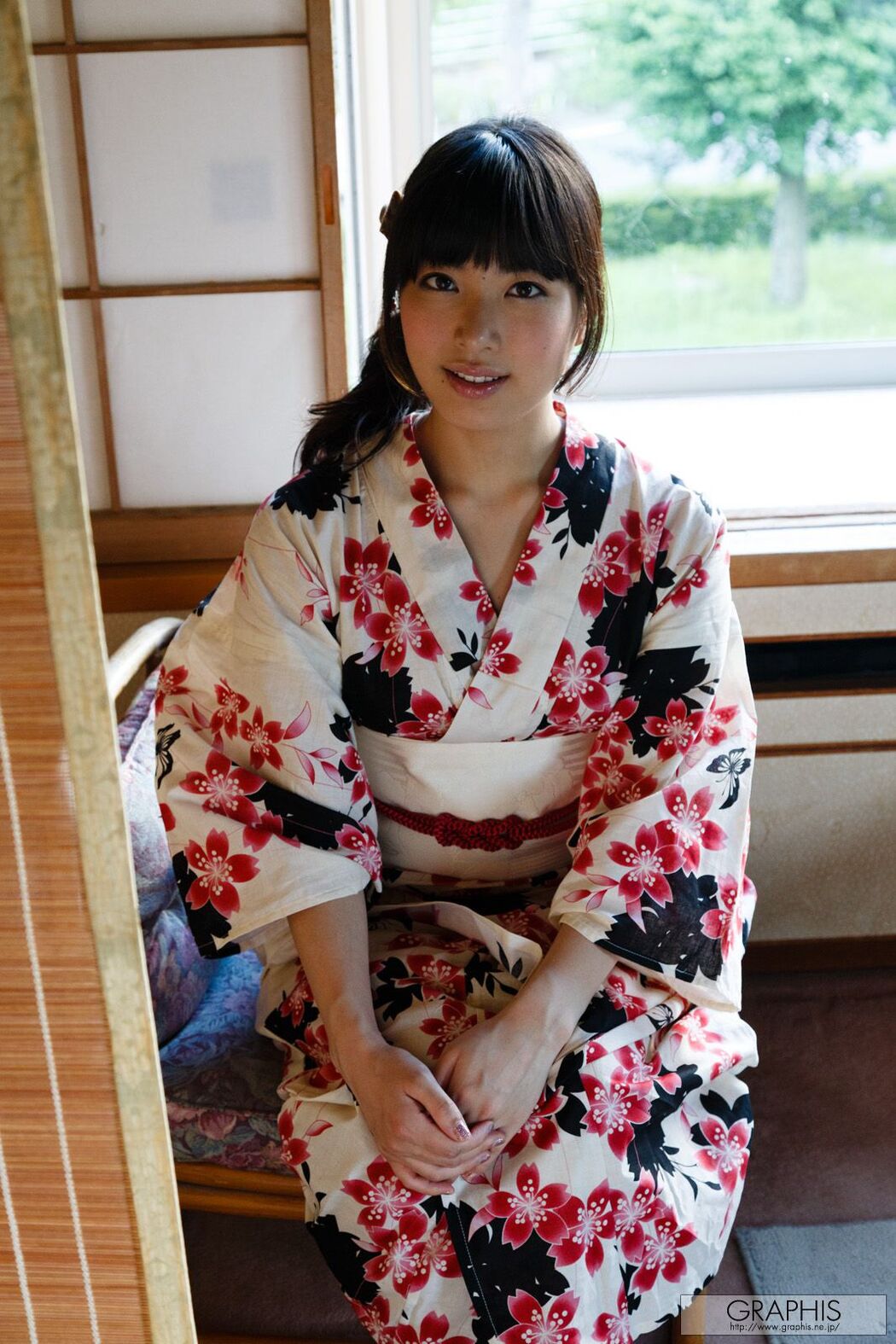 Kana Yume "Usual Girl" [Graphis] Special Contents