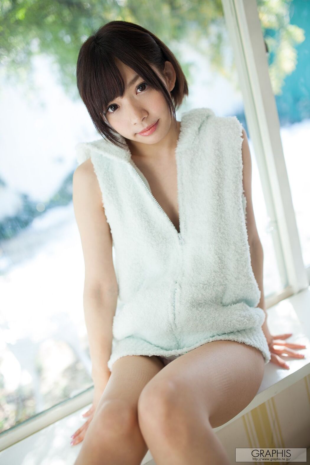 成海うるみ/成海丽(広瀬りりあ) [Graphis] First Gravure 初脱ぎ娘