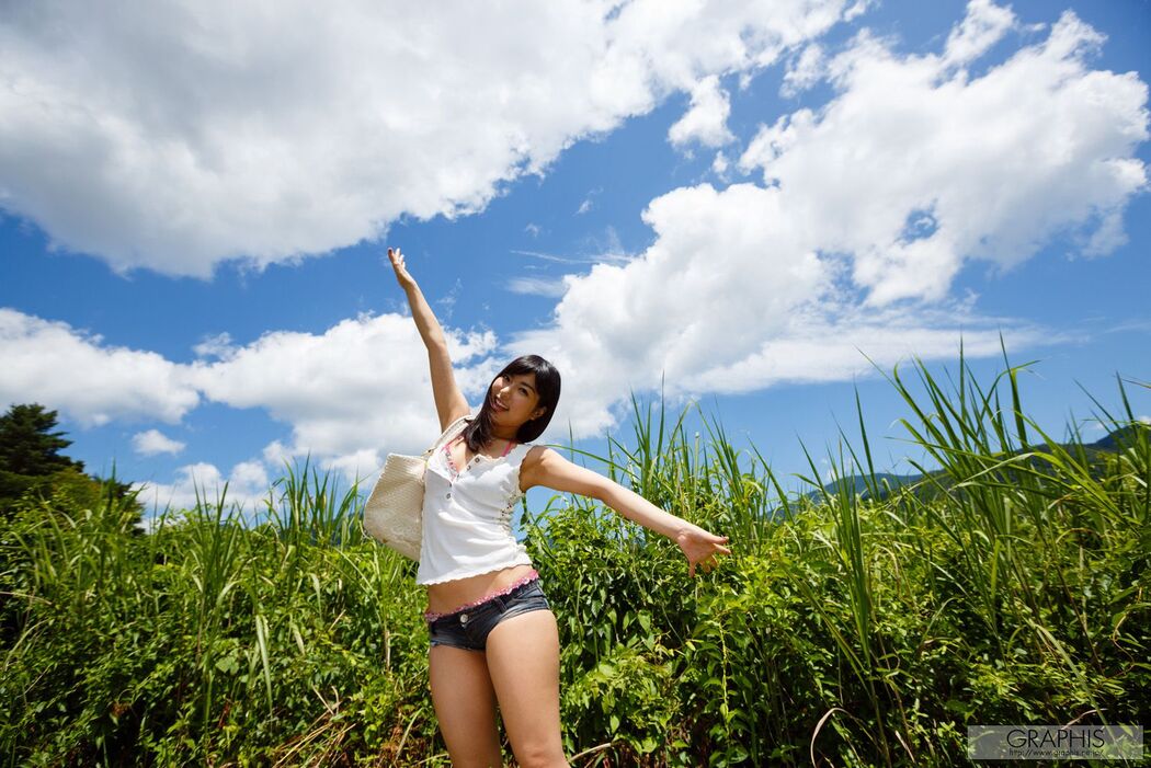 Kana Yume "Usual Girl" [Graphis] Special Contents