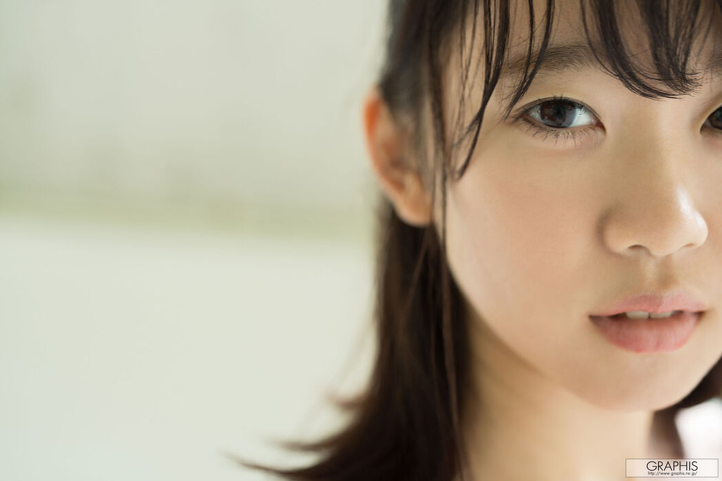 Yura Kano Yura Kano [Graphis] First Gravure First Gravure
