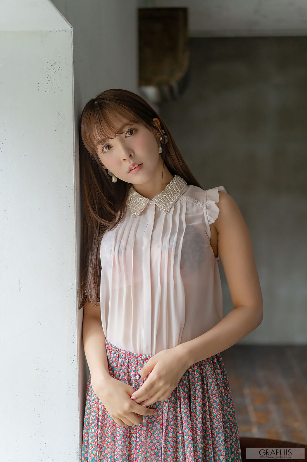 Yuya Mikami "Sweet Smile" [Graphis] Gals461