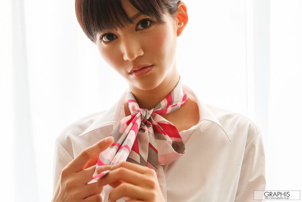 Nozomi Aso "Cutie Doll" [Graphis] Gals