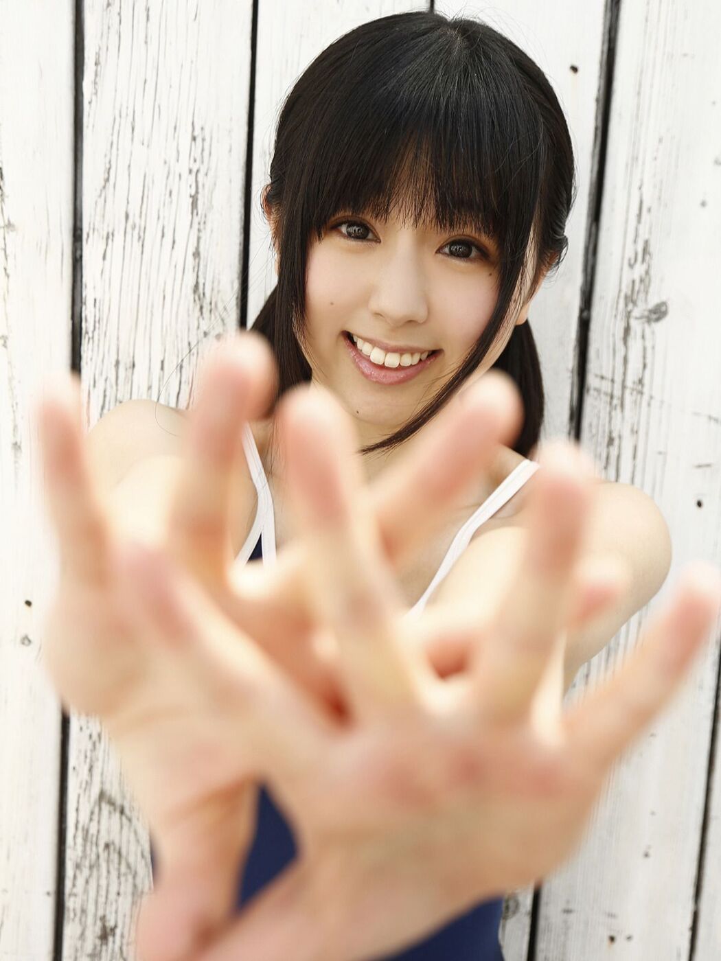 Emi Kurita "une brise" [Sabra.net] Strictly Girl