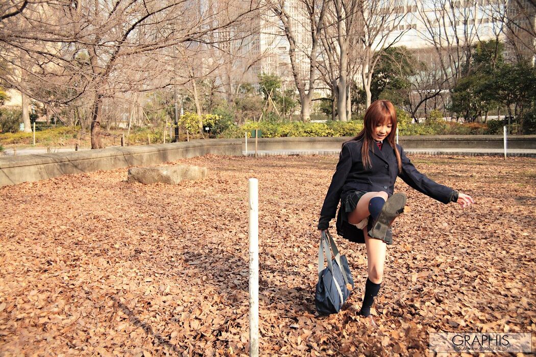Otsuka ひな/Otsuka young bird "es" [Graphis] Gals