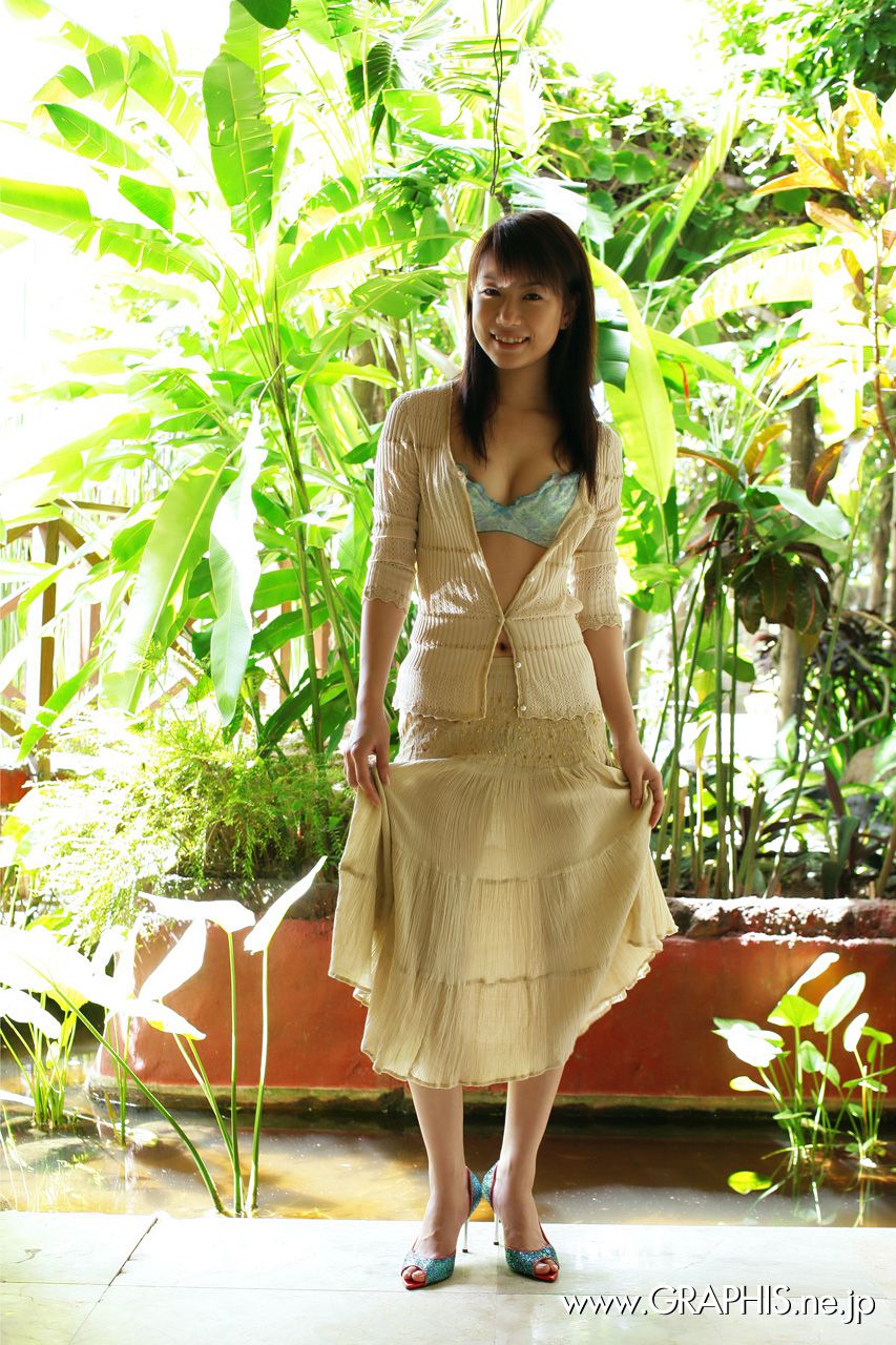 Kurumi Morishita / Kurumi Morishita 《Scorching color》 [Graphis] Special Contents