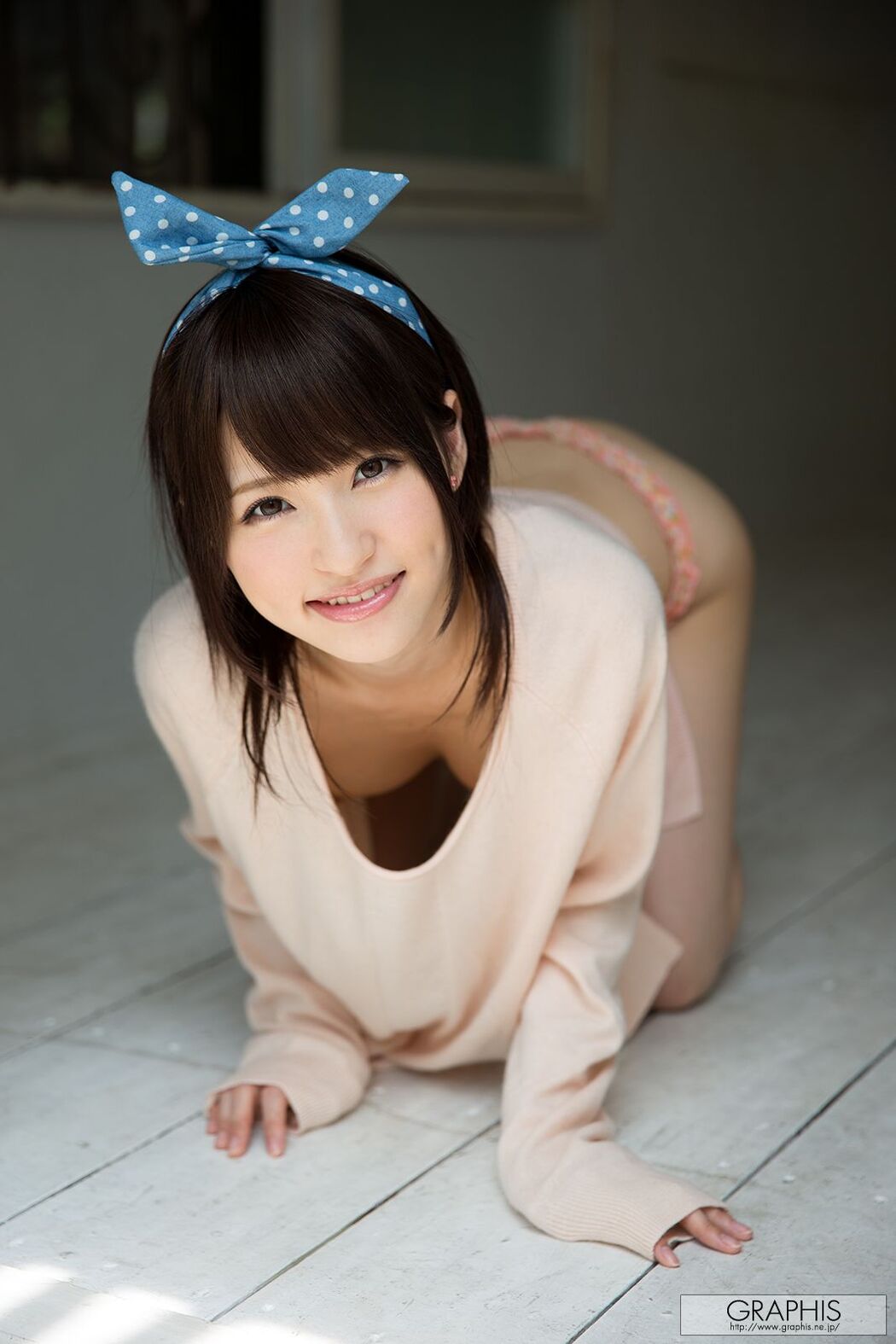 天使もえ/天使萌 [Graphis] First Gravure 初脱ぎ娘
