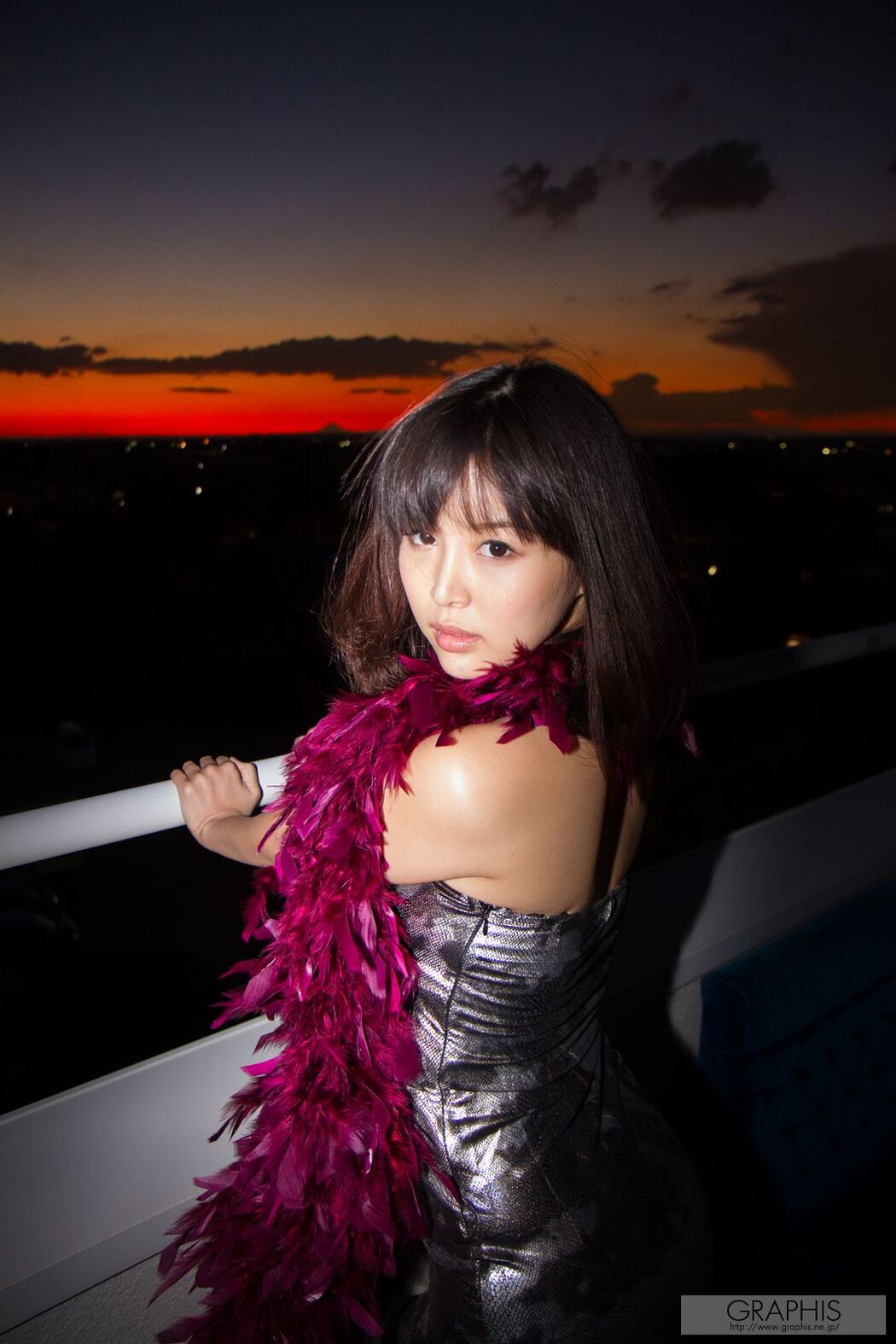 葵つかさ/葵司 "Careless Grace" [Graphis] Gals
