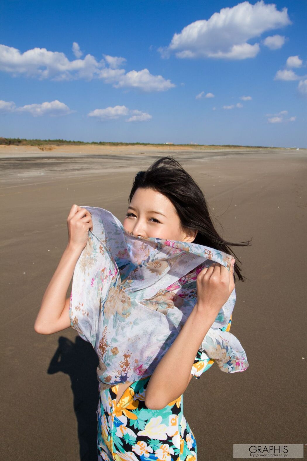 葵つかさ/葵司 "Careless Grace" [Graphis] Gals