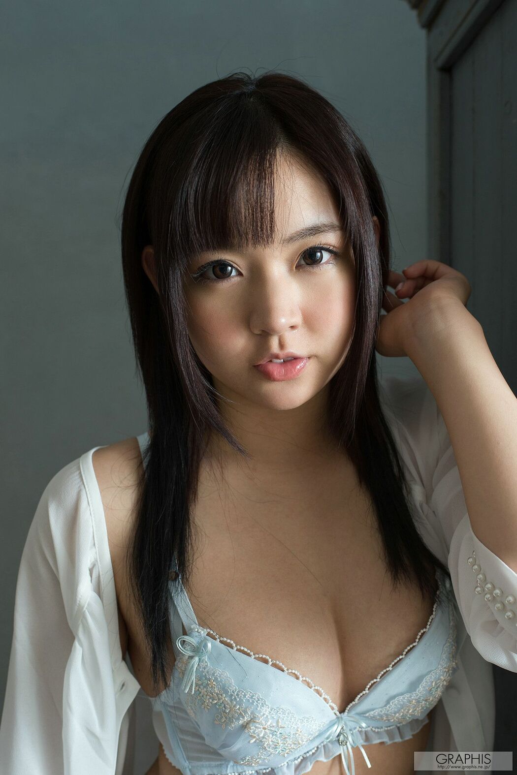 Nana Ayano "Everywhere" [Graphis] Gals