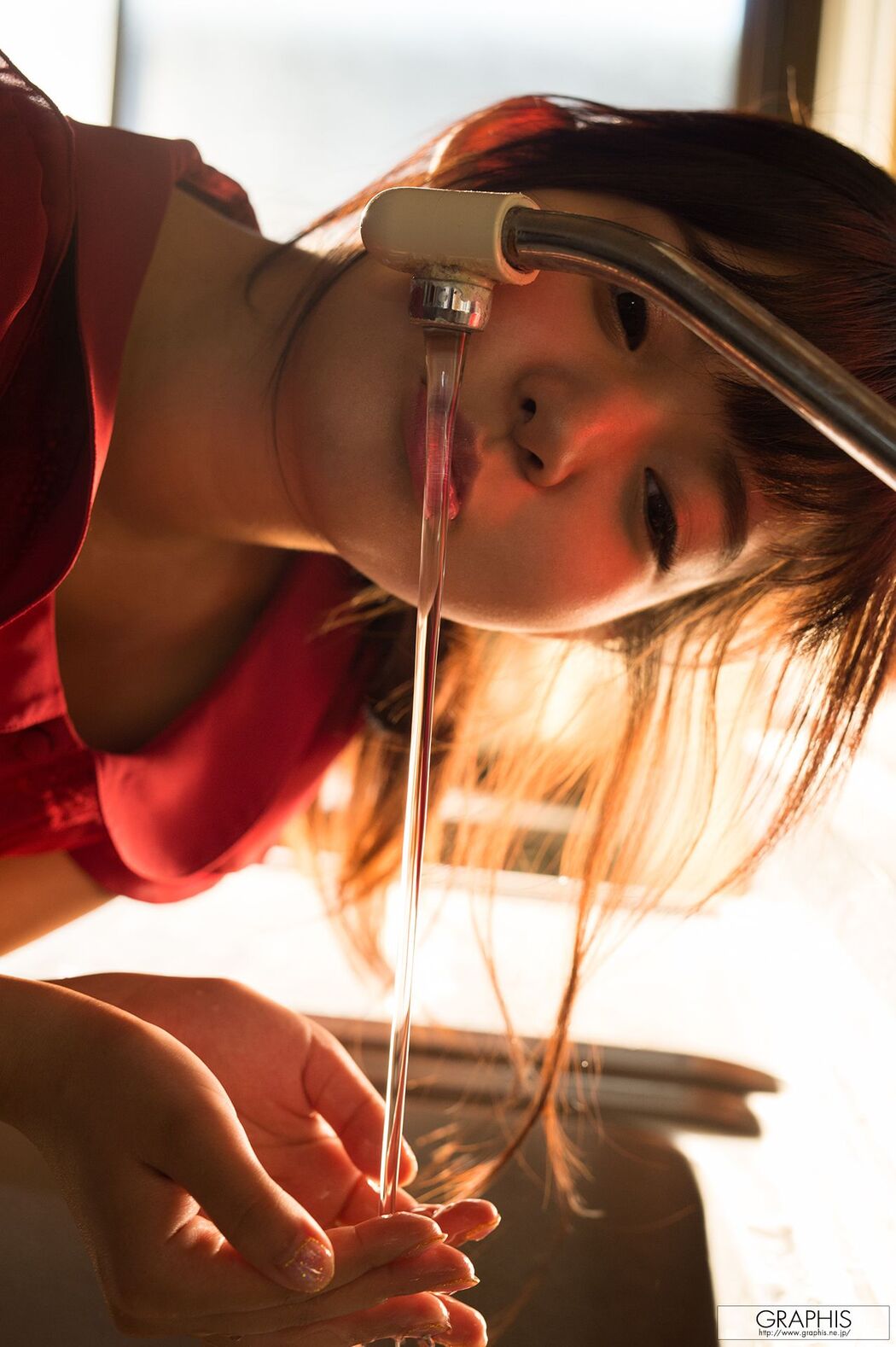 彩乃なな/Ayano Nana "Whimsical cat" [Graphis] Gals