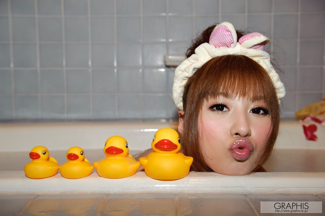 Kokomi Naruse "Pretty Doll" [Graphis] Special Contents