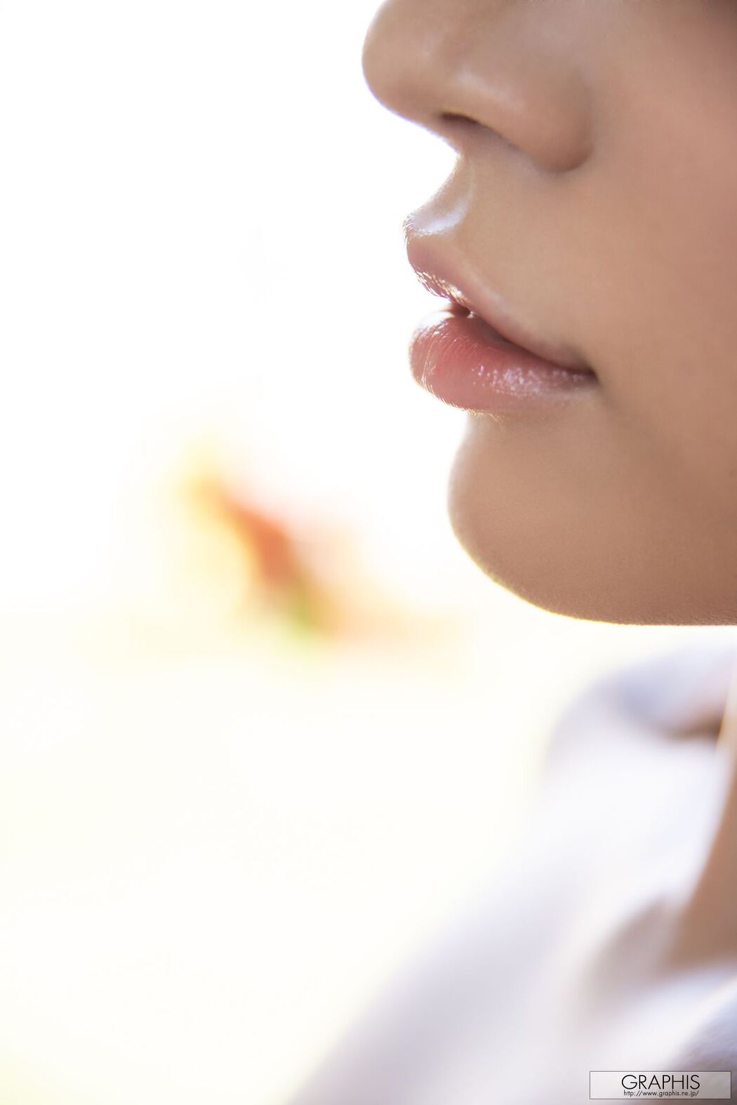 Nodoka Sakuraba "Olhos Claros" [Graphis] Gals451