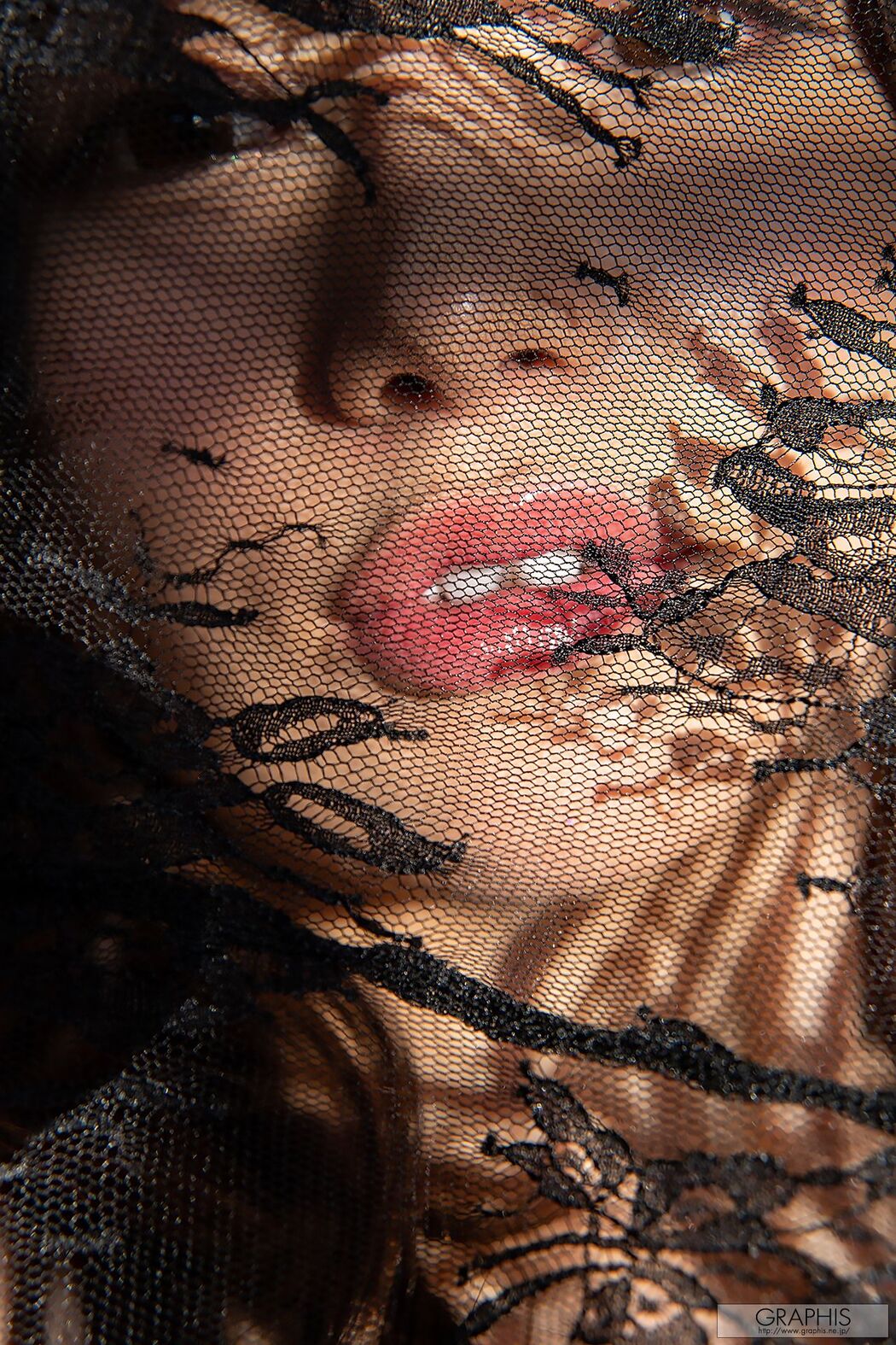 Nodoka Sakuraba "Olhos Claros" [Graphis] Gals451