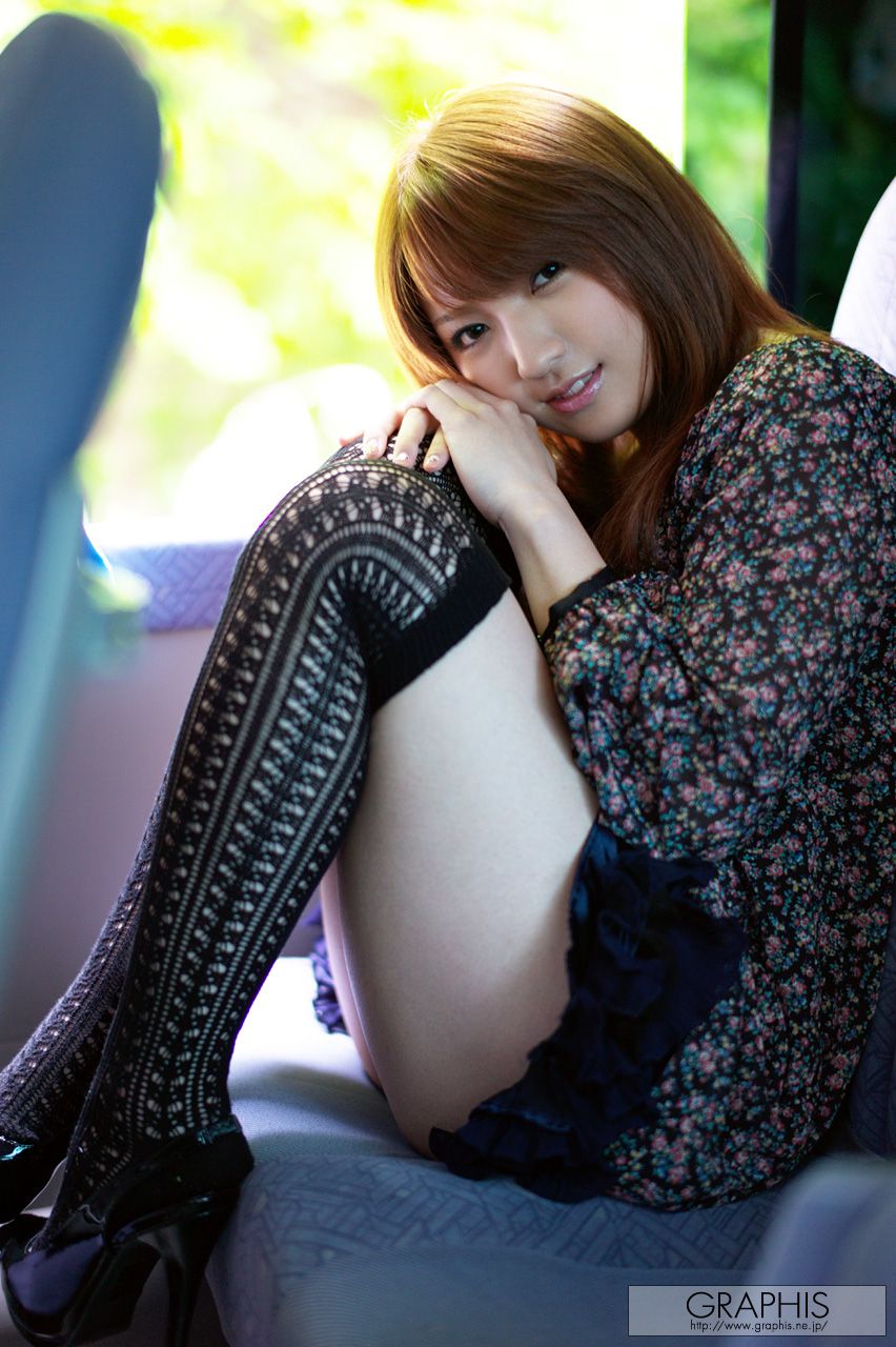 Shinsaki Shiori "My Venus" [Graphis] Gals