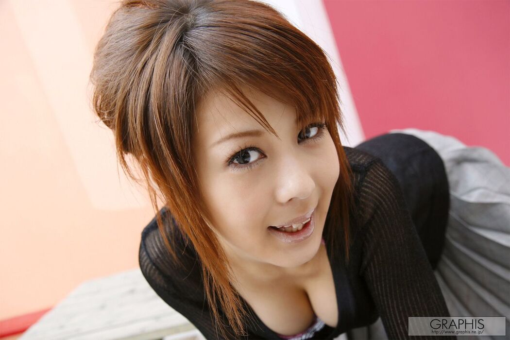 sakurako桜子/Sakurako [Graphis] First Gravure 初脱ぎ娘