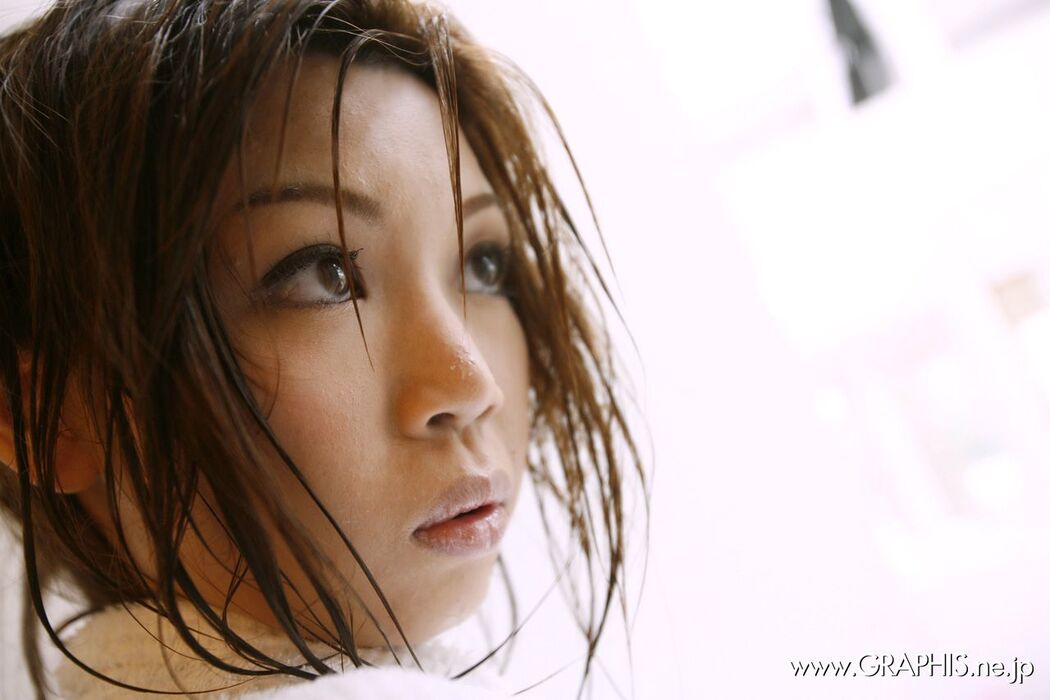 Ayumi Kobayashi Kobayashi Aiyu [Graphis] First Gravure