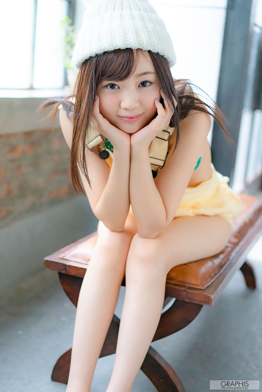 Yuki's / Yuki Nono "Soothing Girl" [Graphis] Gals437 Cover Photo