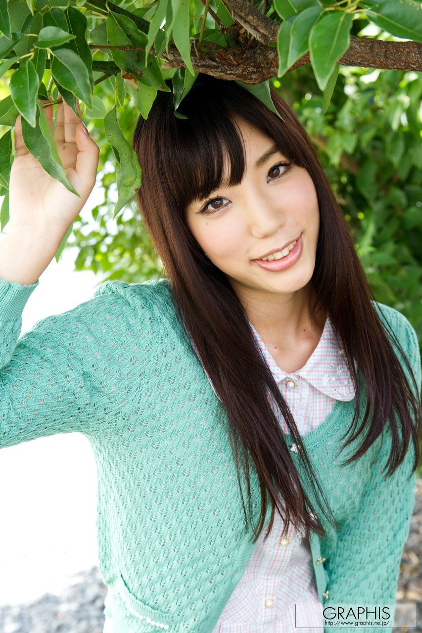 Yui Fujishima "Pure &amp; Sexy" [Graphis] Gals