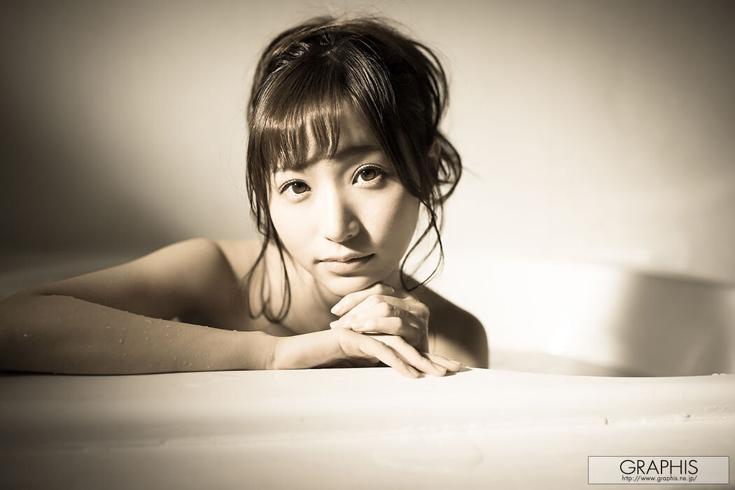 Moe Amatsuka Angel もえ [Graphis] Calender