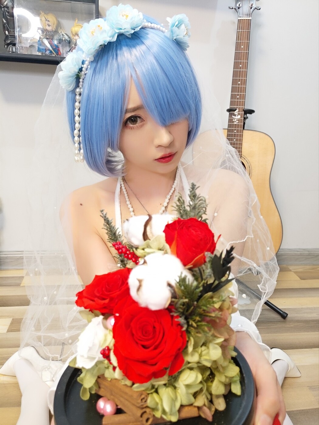 Coser@小巫女露娜 Vol.005 雷姆婚纱