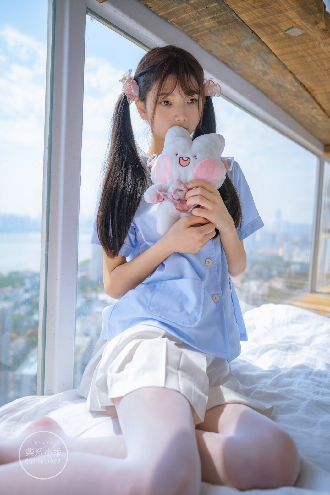 Coser@稚乖 Vol.002 画册 颓废 01