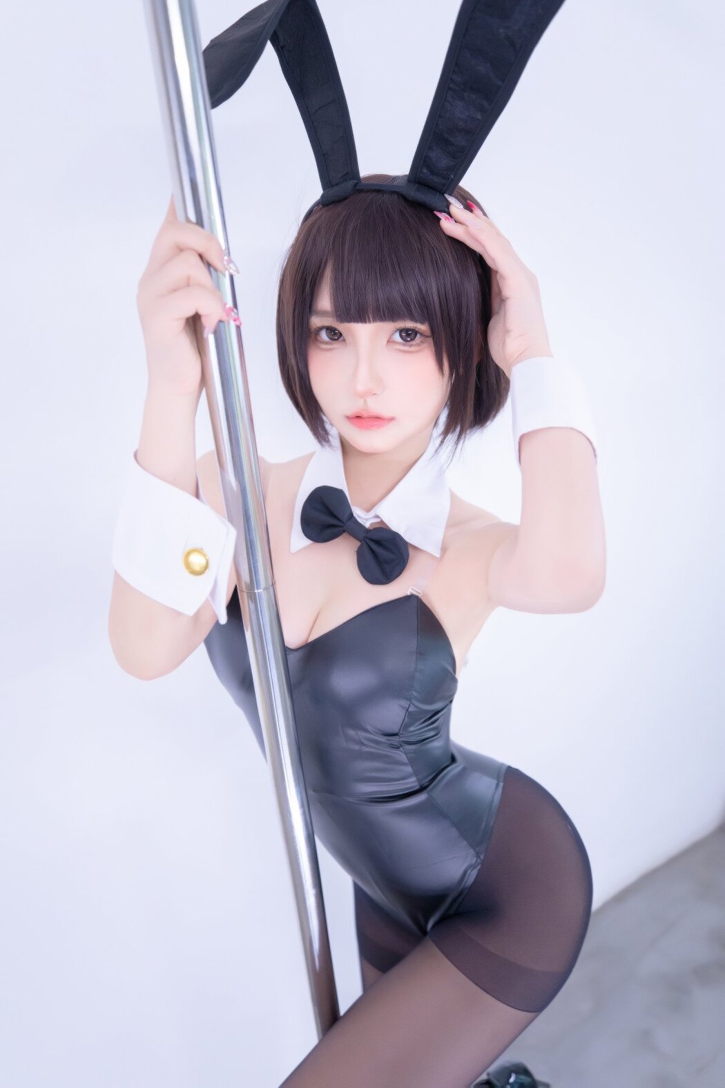 Coser@神楽坂真冬 Vol.077 兔女郎与钢管 A