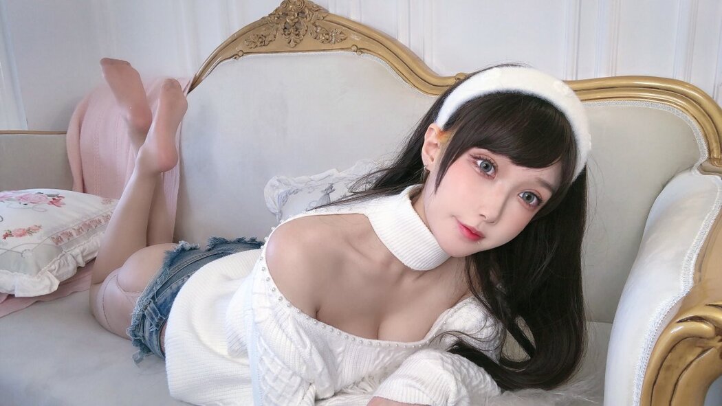 Coser@阿包也是兔娘 Vol.037 纯欲女友