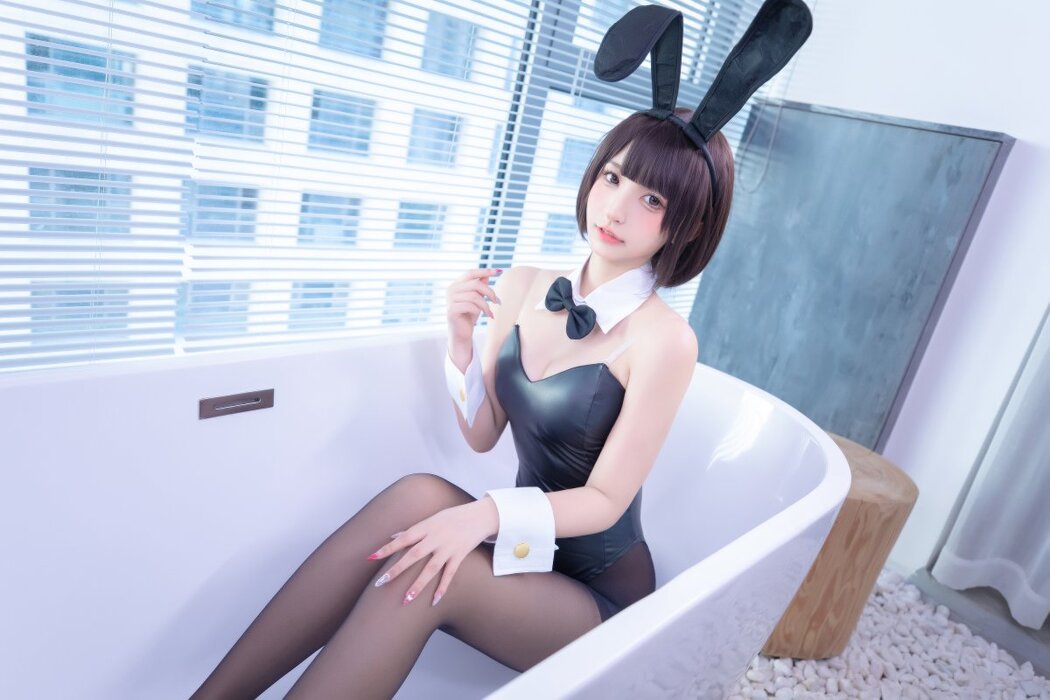 Coser@神楽坂真冬 Vol.077 兔女郎与钢管 B