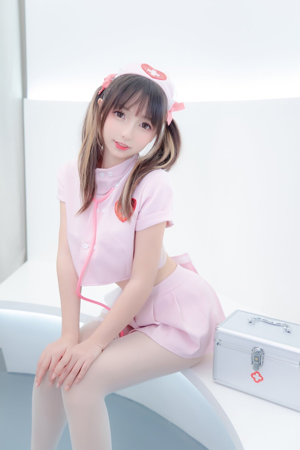 Coser@神楽坂真冬 Vol.072 白丝护士 B