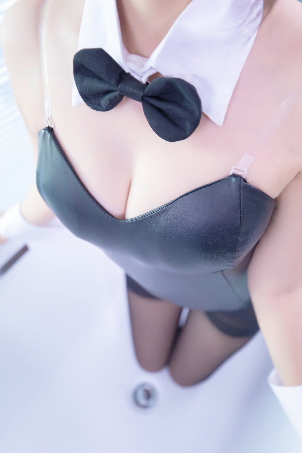 Coser@神楽坂真冬 Vol.077 兔女郎与钢管 A
