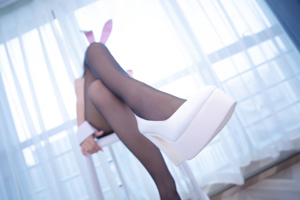 Coser@神楽坂真冬 Vol.077 兔女郎与钢管 A