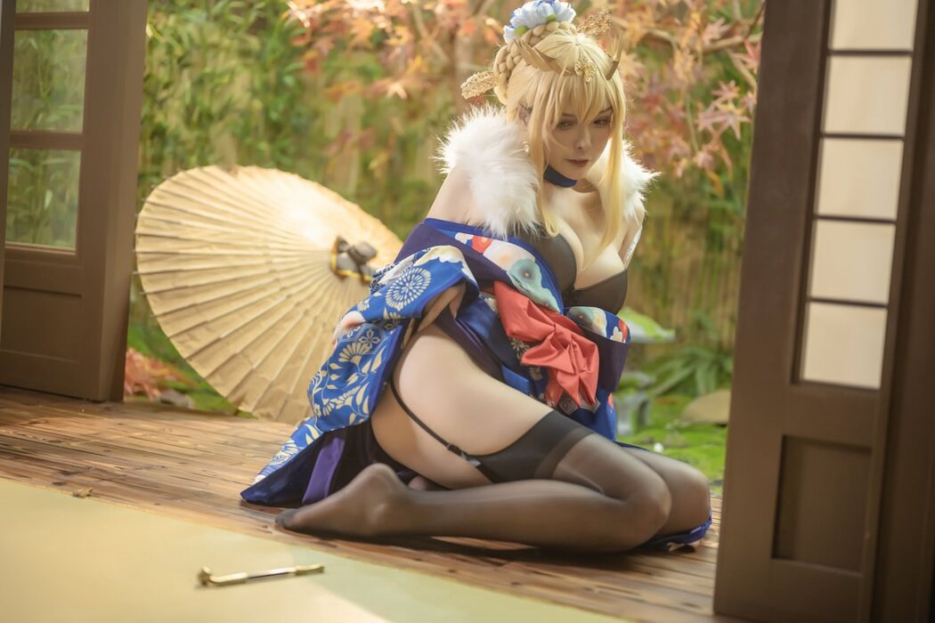 Coser@秋和柯基 Vol.056 白枪呆 同人和服