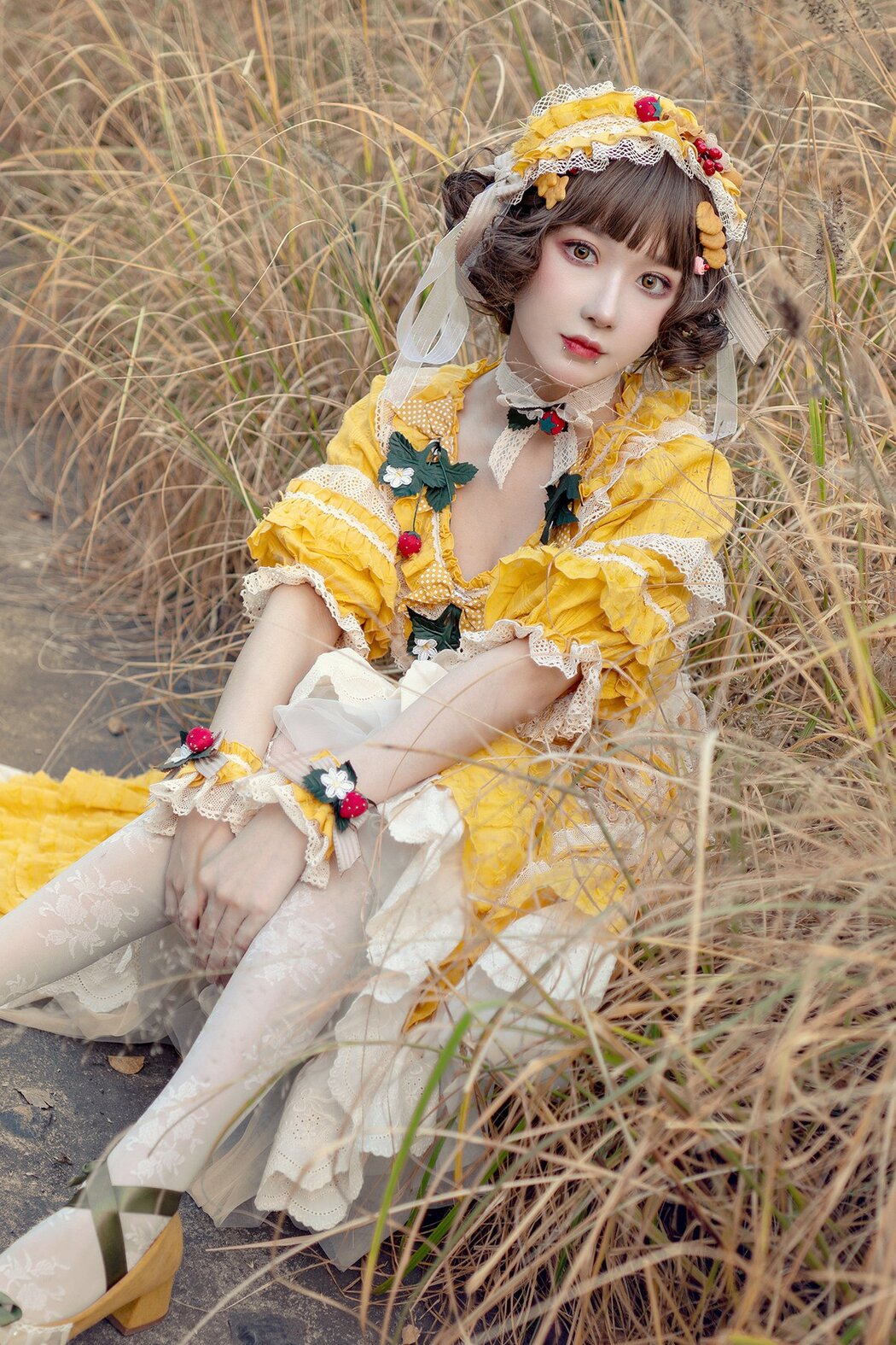 Coser@阿包也是兔娘 Vol.018 lolita黄裙 Cover Photo