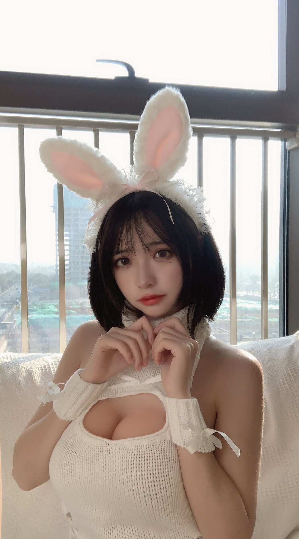 Coser@疯猫ss Vol.064 白色毛衣