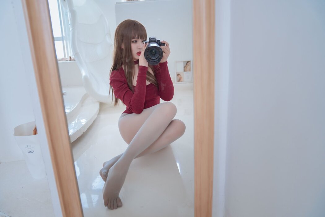 Coser@轩萧学姐 Vol.007 灰色五指袜