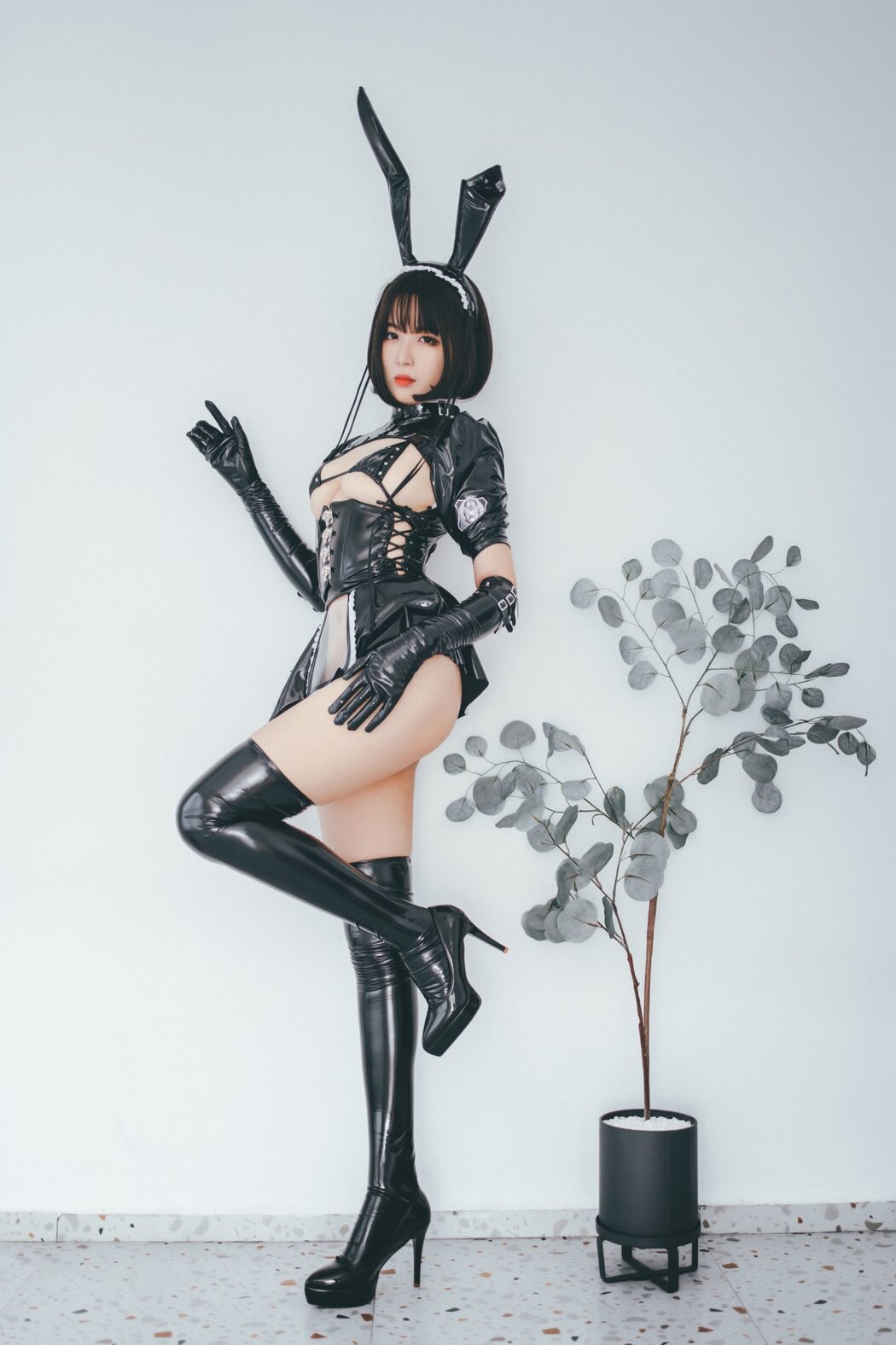 Coser@轩萧学姐 Vol.001 兔女郎女仆