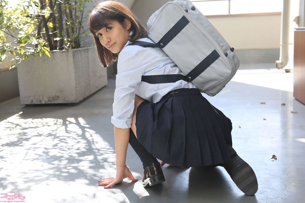 [Cosdoki] Amina Takashiro 高城アミナ takagiamina_pic_seifuku1