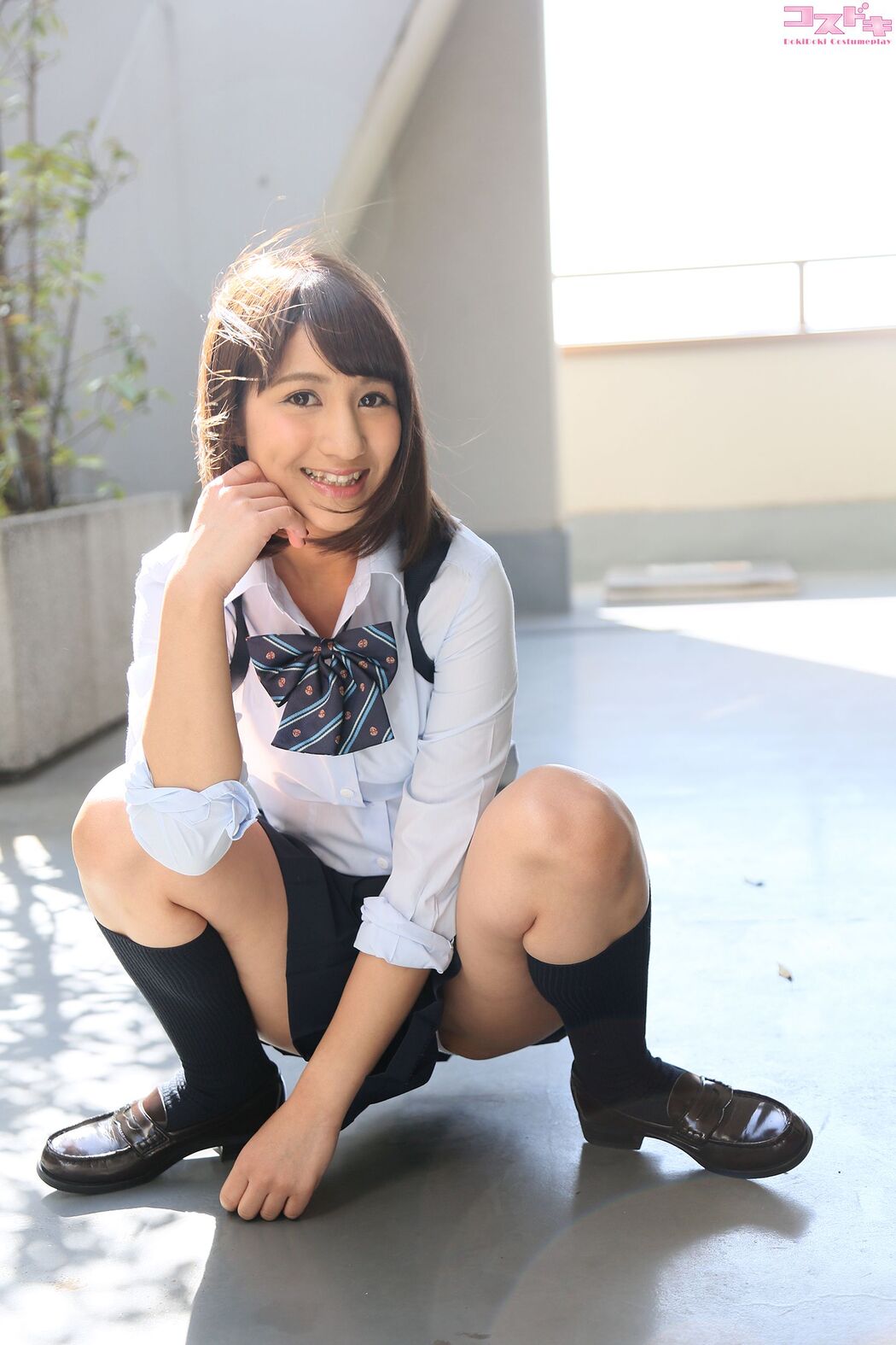 [Cosdoki] Amina Takashiro 高城アミナ takagiamina_pic_seifuku1