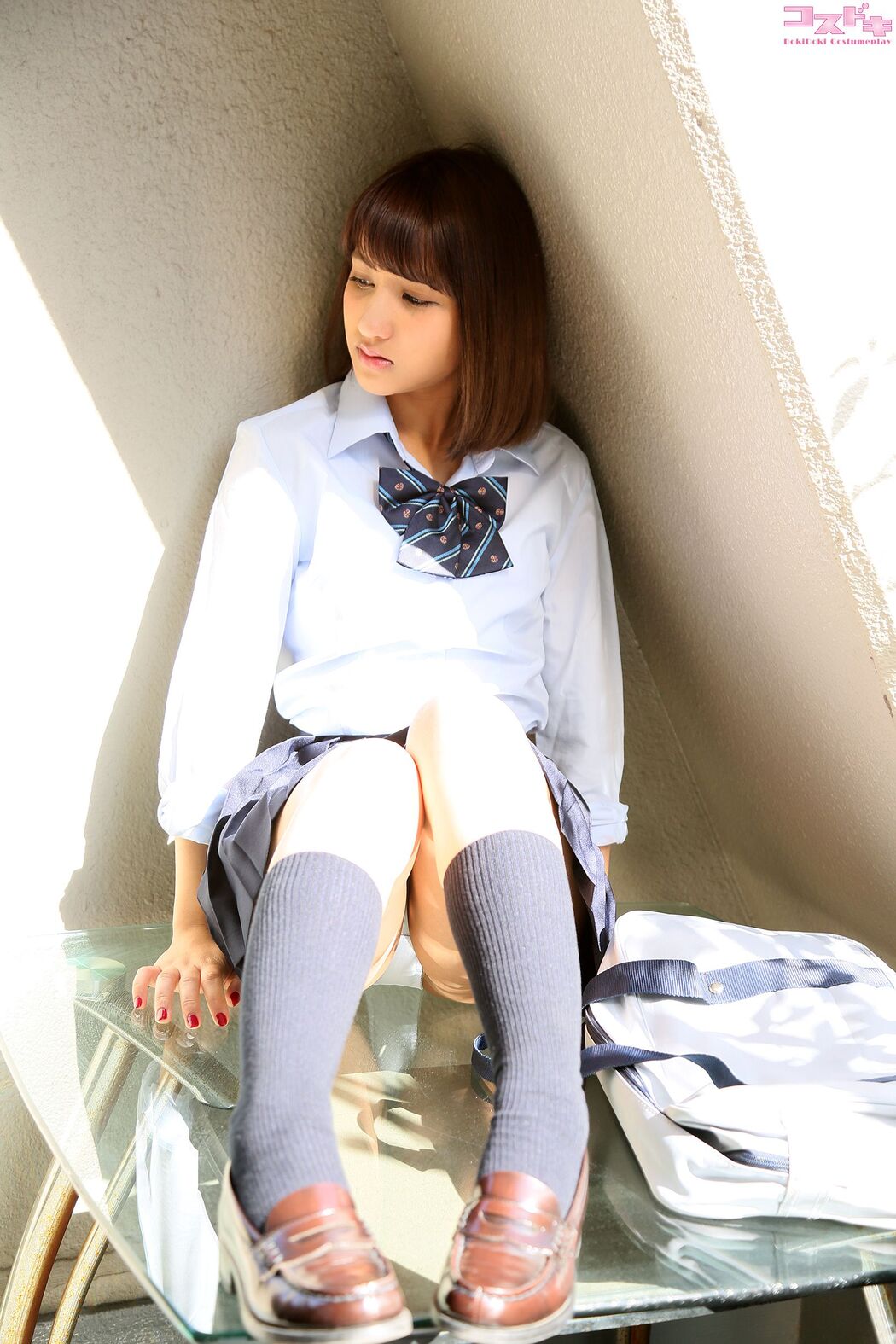 [Cosdoki] Amina Takashiro 高城アミナ takagiamina_pic_seifuku1