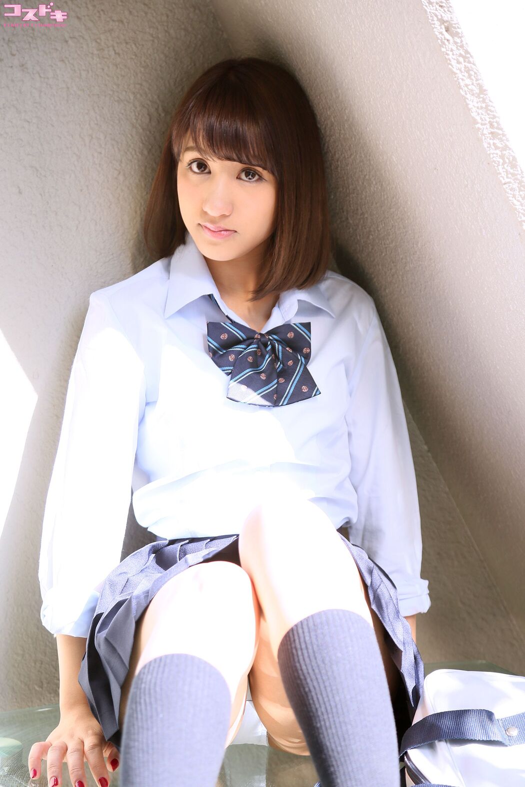 [Cosdoki] Amina Takashiro 高城アミナ takagiamina_pic_seifuku1