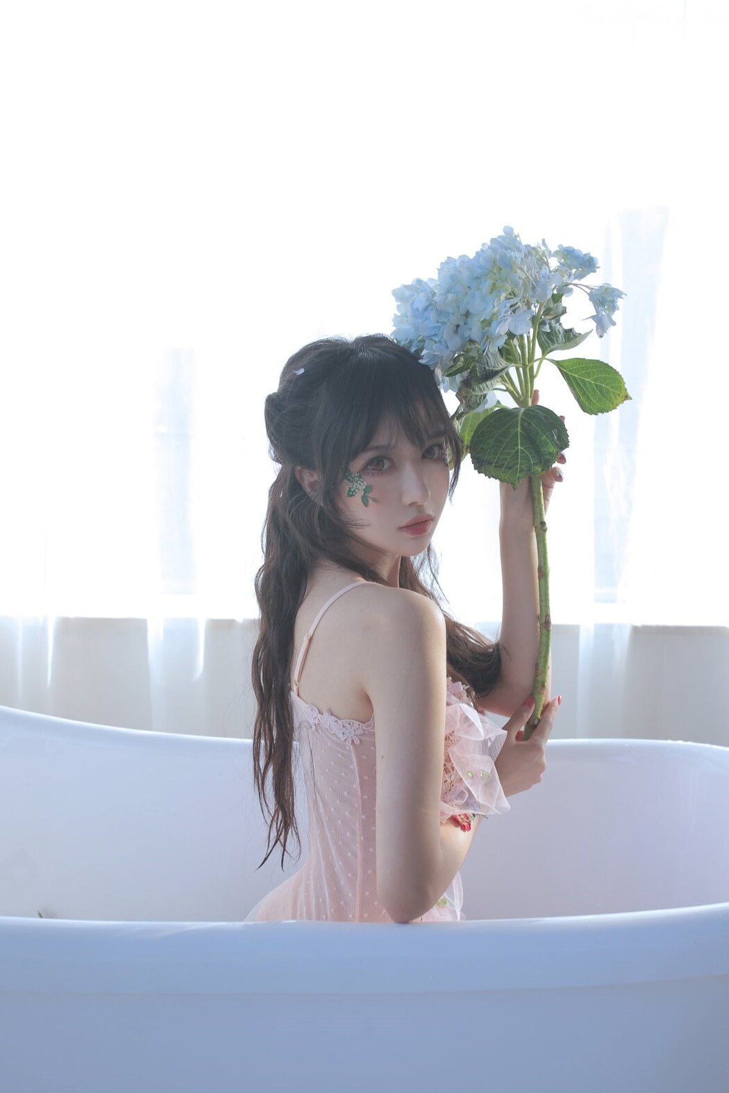 Coser@Shika小鹿鹿 Vol.071 HANA真爱版电子壁纸
