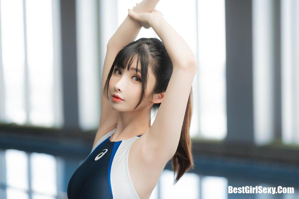 Coser@rioko凉凉子 Vol.049 游泳部学姐的特训时间