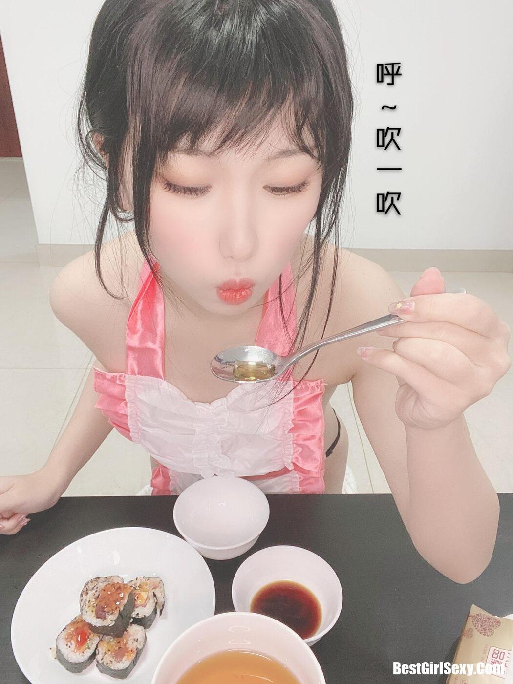 Coser@芋圆侑子 Vol.001 人妻围裙 A