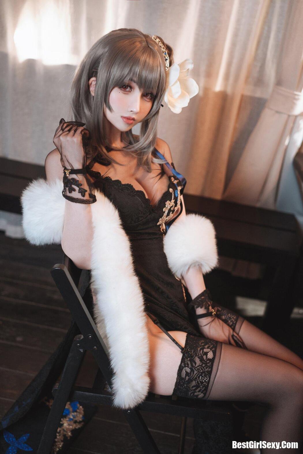 Coser@rioko凉凉子 Vol.066 瑰丽的执勤人