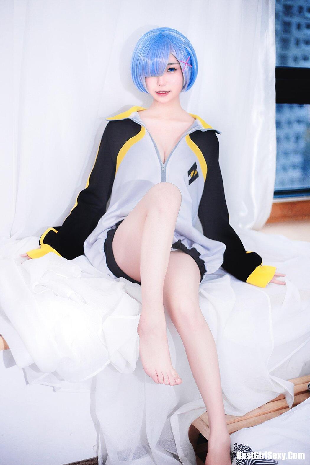 Coser@芋圆侑子 Vol.008 邻家姐姐 A Cover Photo