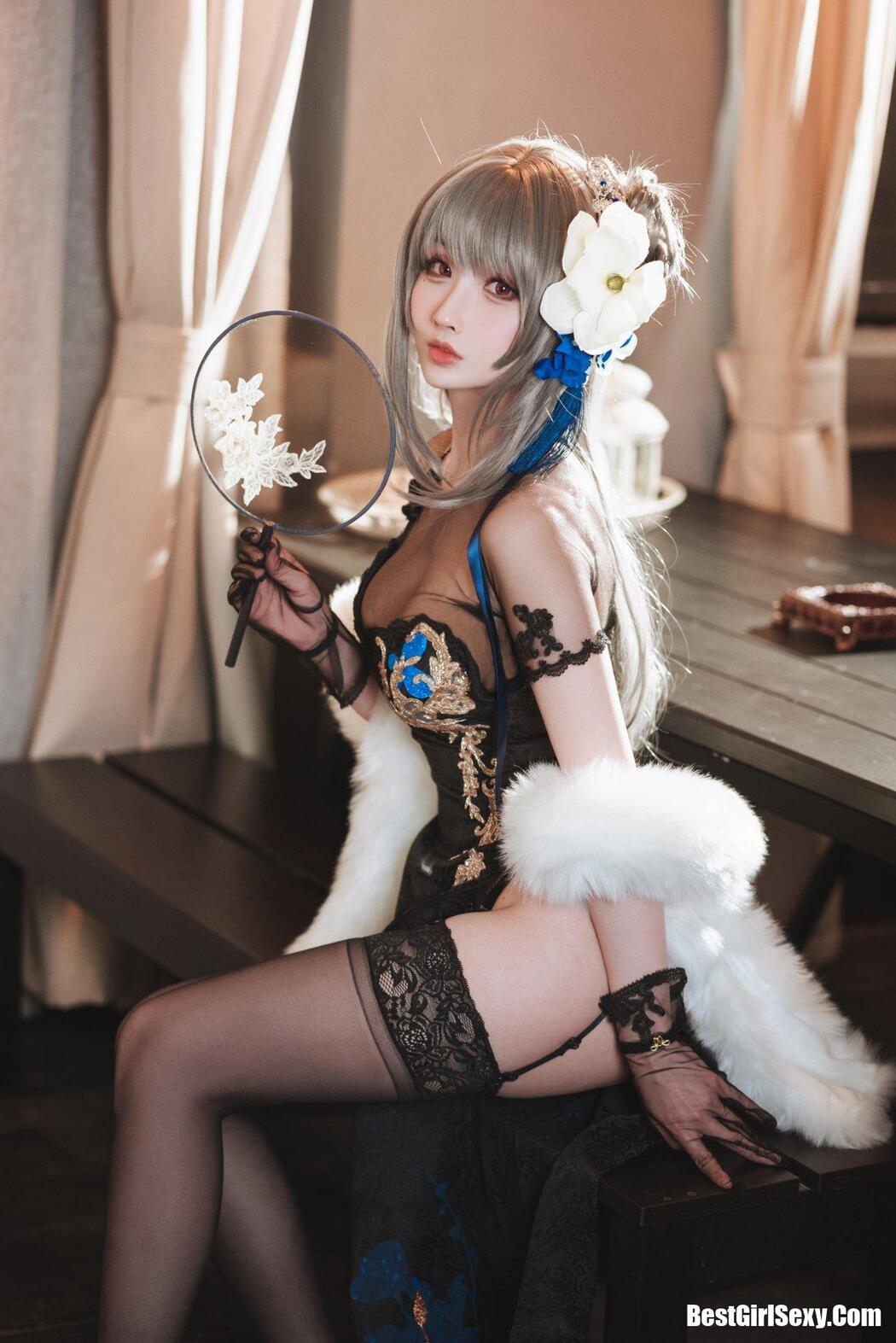 Coser@rioko凉凉子 Vol.066 瑰丽的执勤人